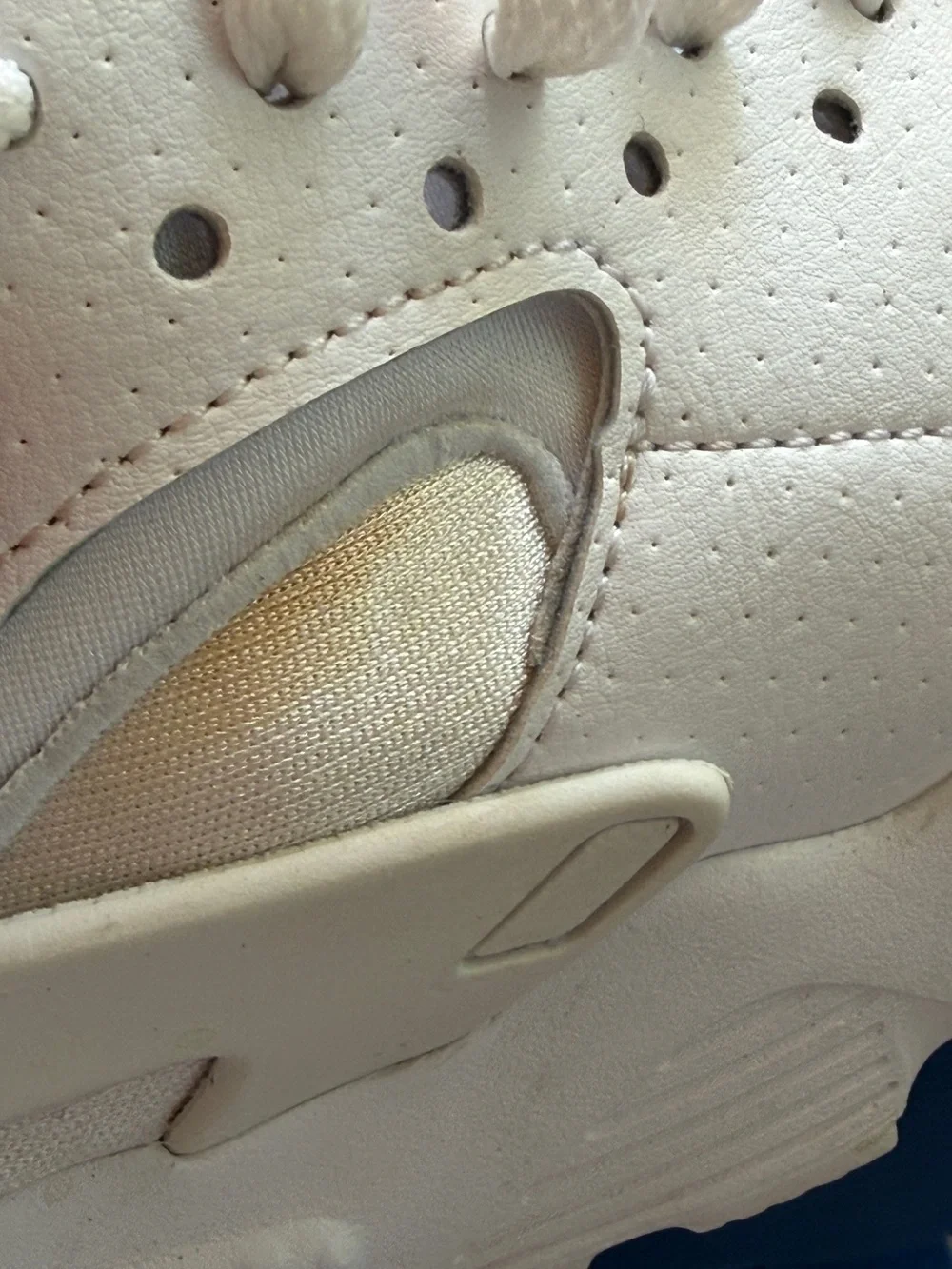 Nike classic all